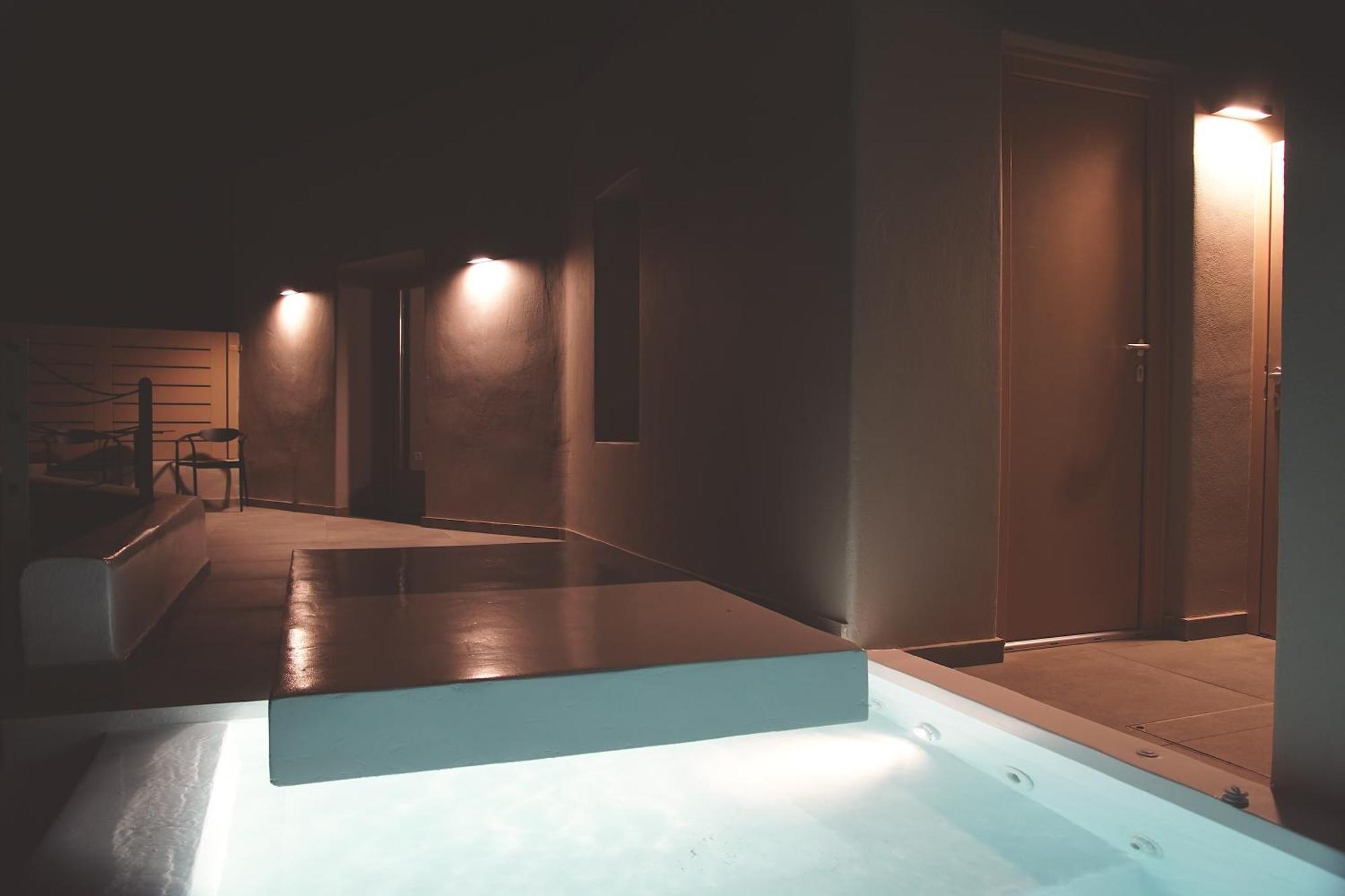 Black Diamond Suites (Adults Only) Akrotírion Exterior foto